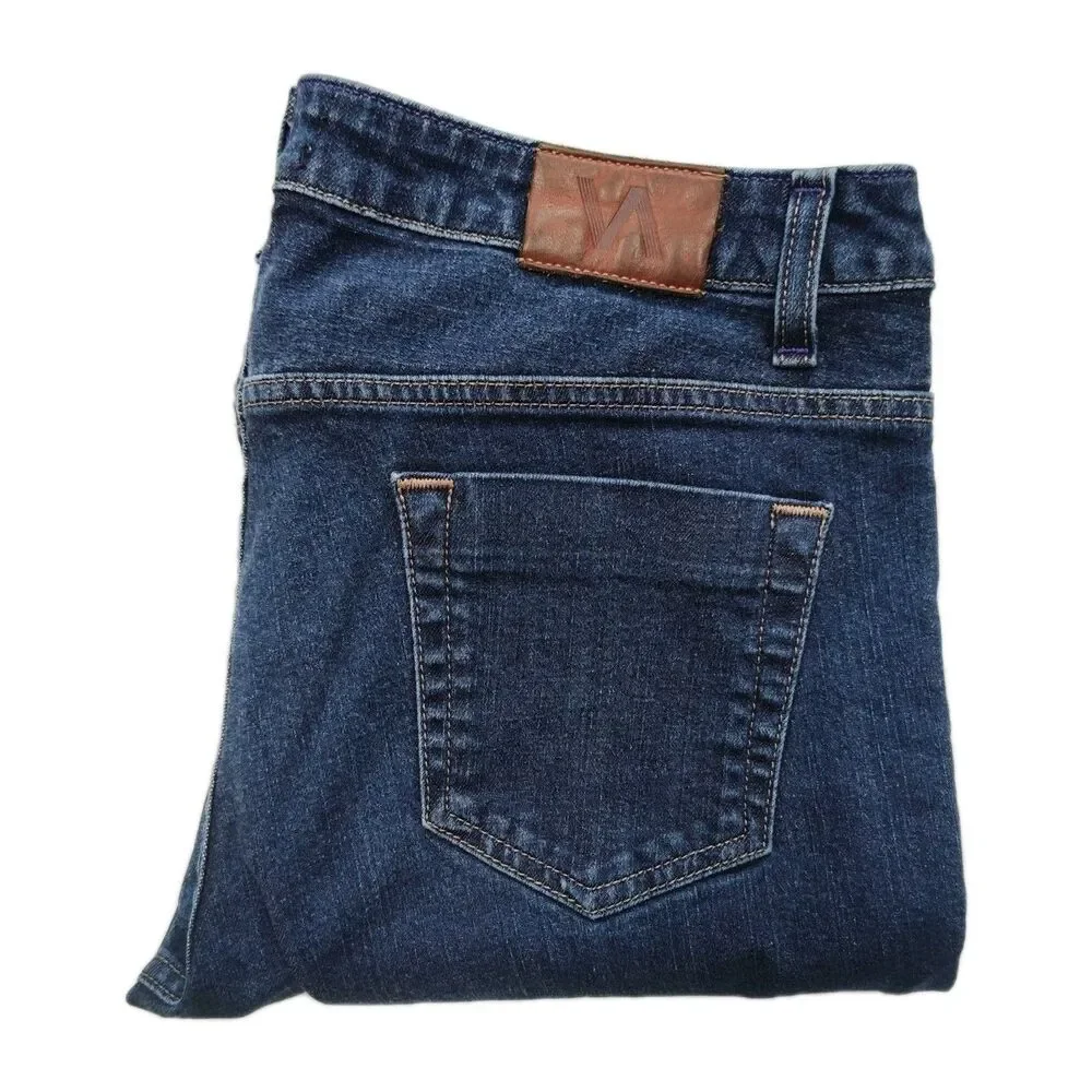 Victor Alfaro women's bootcut jeans, size 10, dark wash blue‎